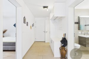 CAM02582G0-PR0024-STILL011