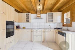 CAM02582G0-PR0027-STILL009