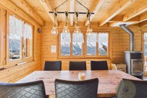 CAM02582G0-PR0027-STILL010